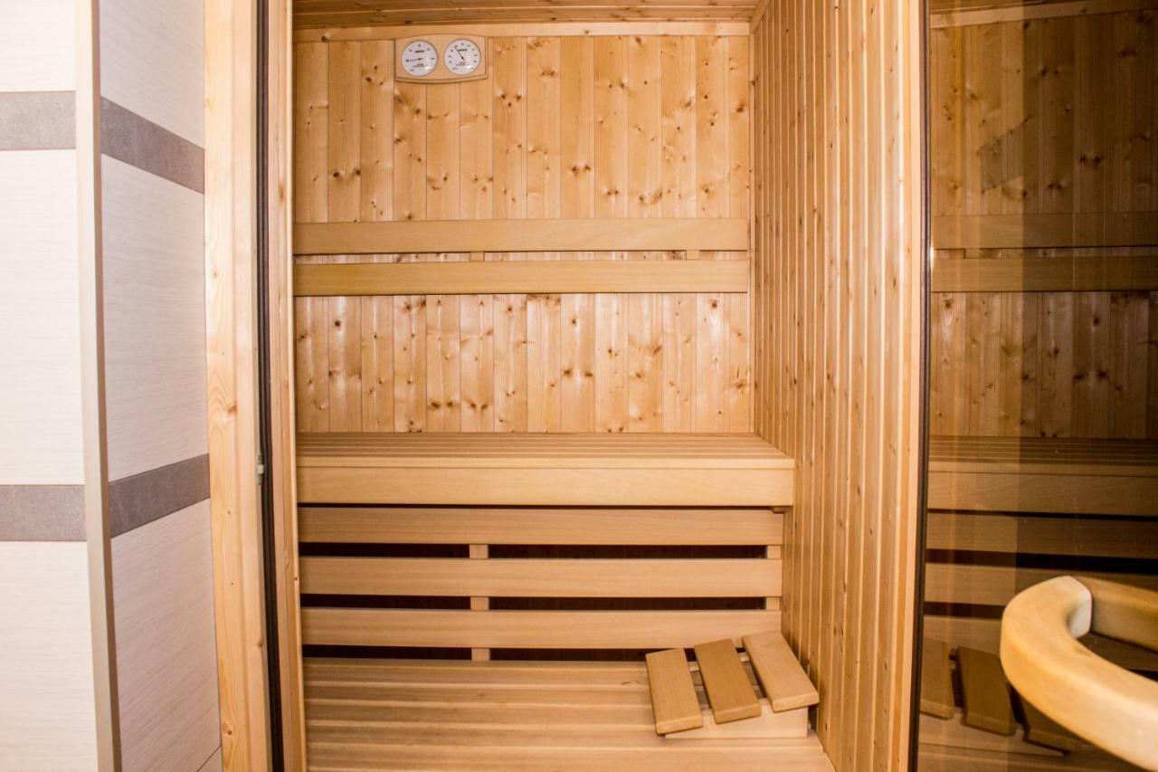 Sauna Luxurious Apartment Краків Екстер'єр фото