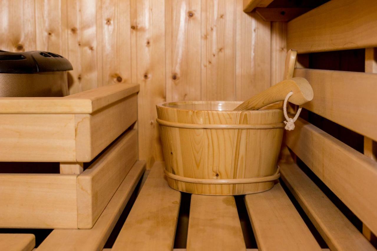 Sauna Luxurious Apartment Краків Екстер'єр фото